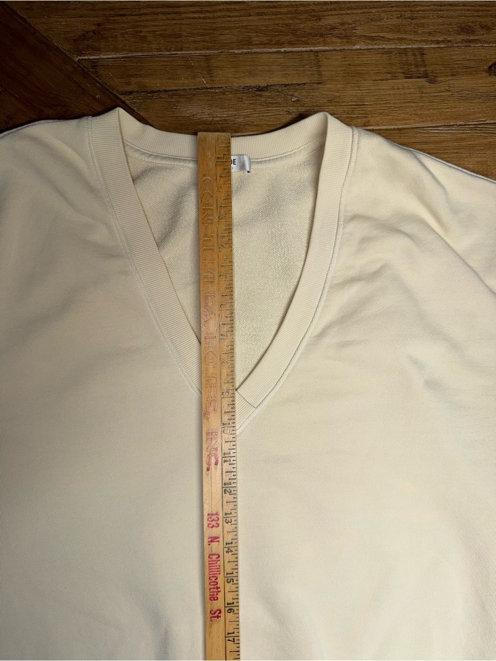 AGOLDE Low V-Neck Sweatshirt Medium Cream Ivory Heavyweight Pullover A7057 - Picture 10 of 14